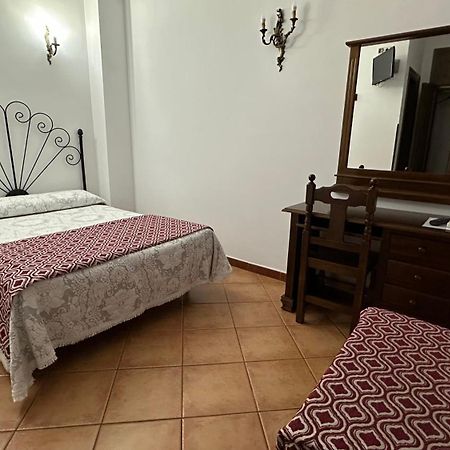 Posada Ana Ponce Sierra de Yeguas Eksteriør billede